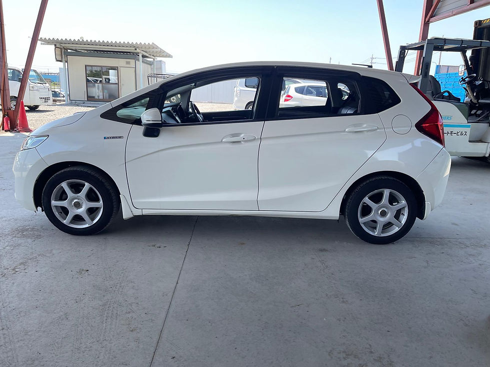Thumbnail: HONDA FIT HYBRID 2014