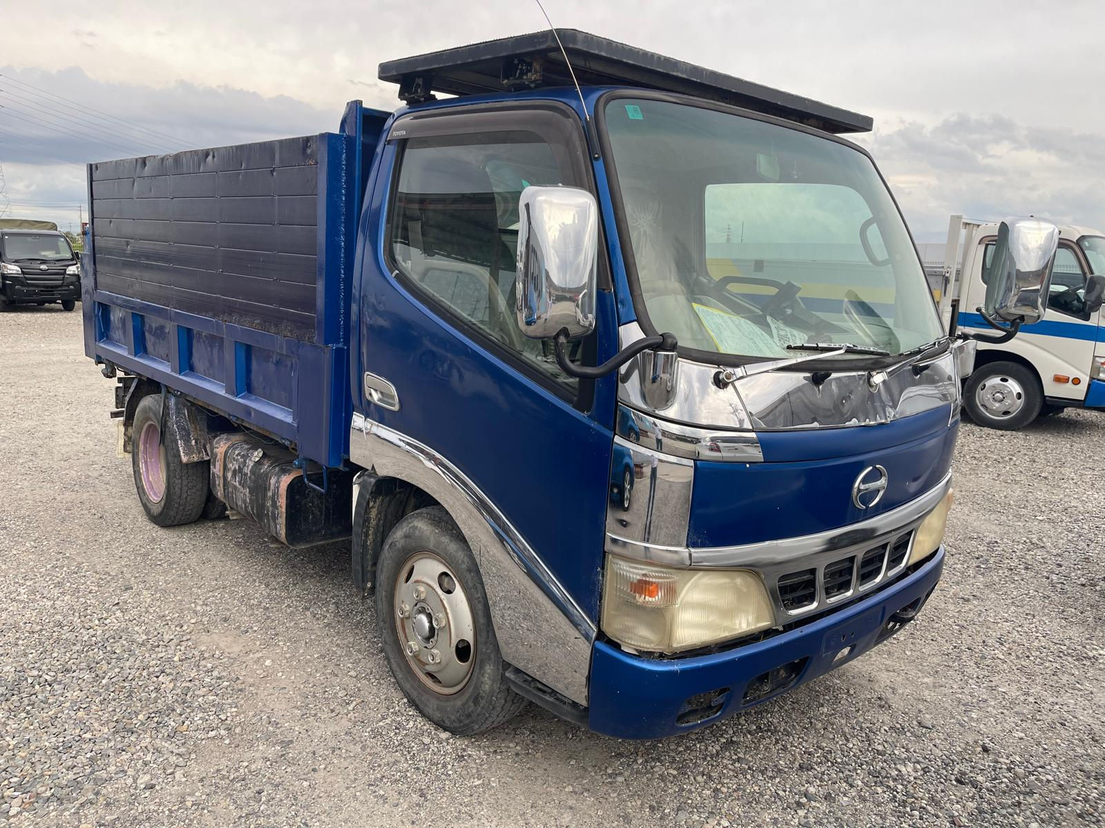 HINO DUTRO 2003