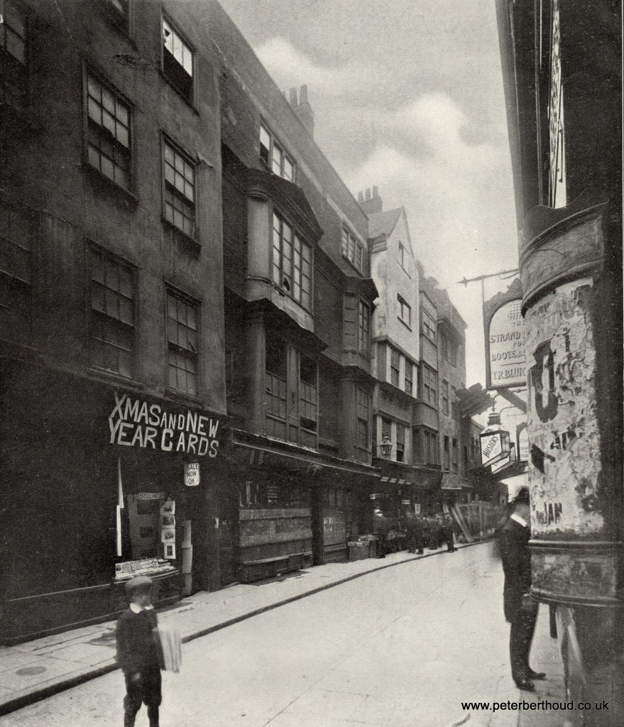 Holywell Street (western end)