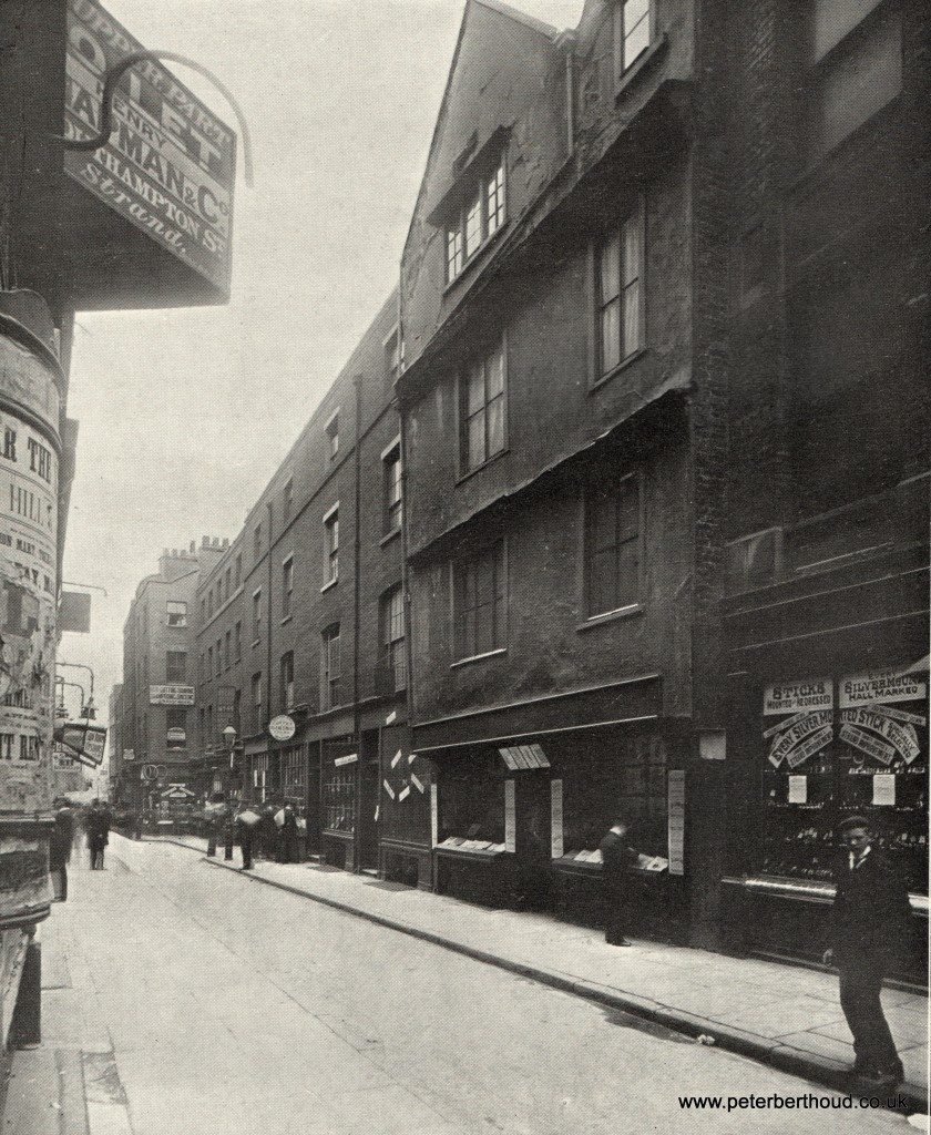 Holywell Street (eastern end)