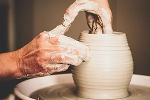 AACC Ceramics Studio - Pottery Wheel Throwing