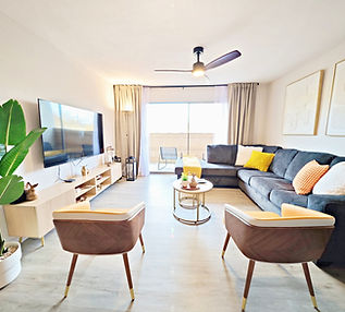 Full apartment: Rental in Houston for 10 guests • 3 Bedrooms • 5 Beds • 2 Bathrooms
