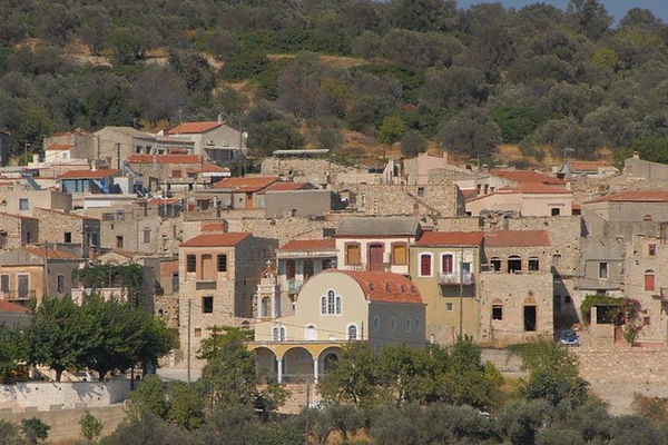 Wunderschönes Steinhaus in mittelalterlichem Ort auf der Insel Chios in der Ägäis