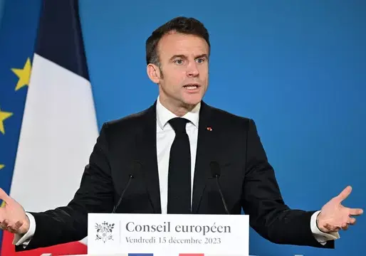 EU je jako daleko od davanja članstva Ukrajini, rekao je Macron