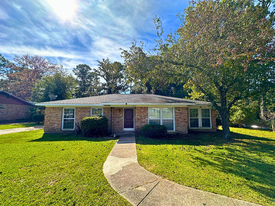 110 Windsor (25).png