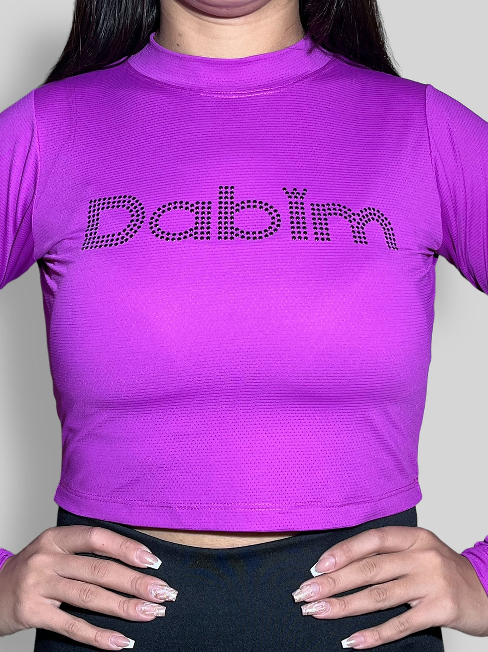 Cropped manga longa gola alta