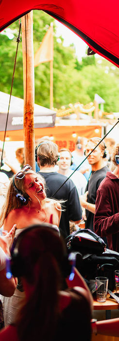 Silent Disco Feest Haaksbergen - Wat
