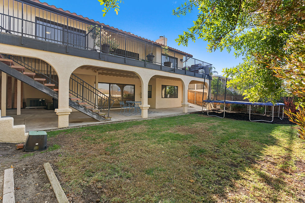 Thumbnail: 23050 Compass Dr, Canyon Lake 92587