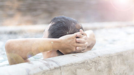 Top 8 Essential Oil Synergies for use in the Bath