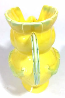 Kookaburra toby jug yellow - Dwight C. Holmes circa 1940