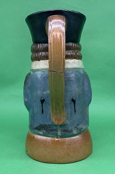 Standing Toby toby jug stoneware white - Royal Doulton 1924-1929