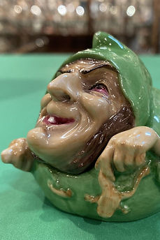 Beth face pot - Kevin Francis circa 2001