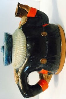 The Best is Not Too Good teapot stoneware - Royal Doulton 1924-1929