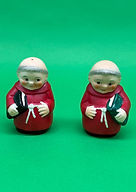 Cardinal Tuck holding Bible salt and pepper shakers - Goebel 1967