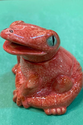 Gill The Gecko face pot red - Kevin Francis 2005