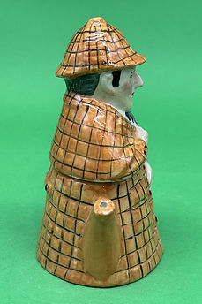 Sherlock Holmes teapot - Artone Pottery circa 1980