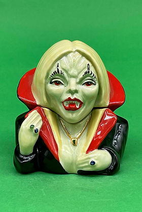 Lady Vampire face pot - Kevin Francis circa 2005