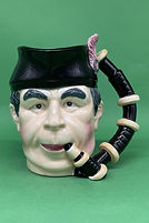 Bagpiper character jug - Sculptures circa 1990