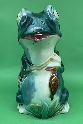 Hunting Frog toby jug - Orchies circa 1905