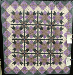 1413 Large Quilt or Wall Hangi