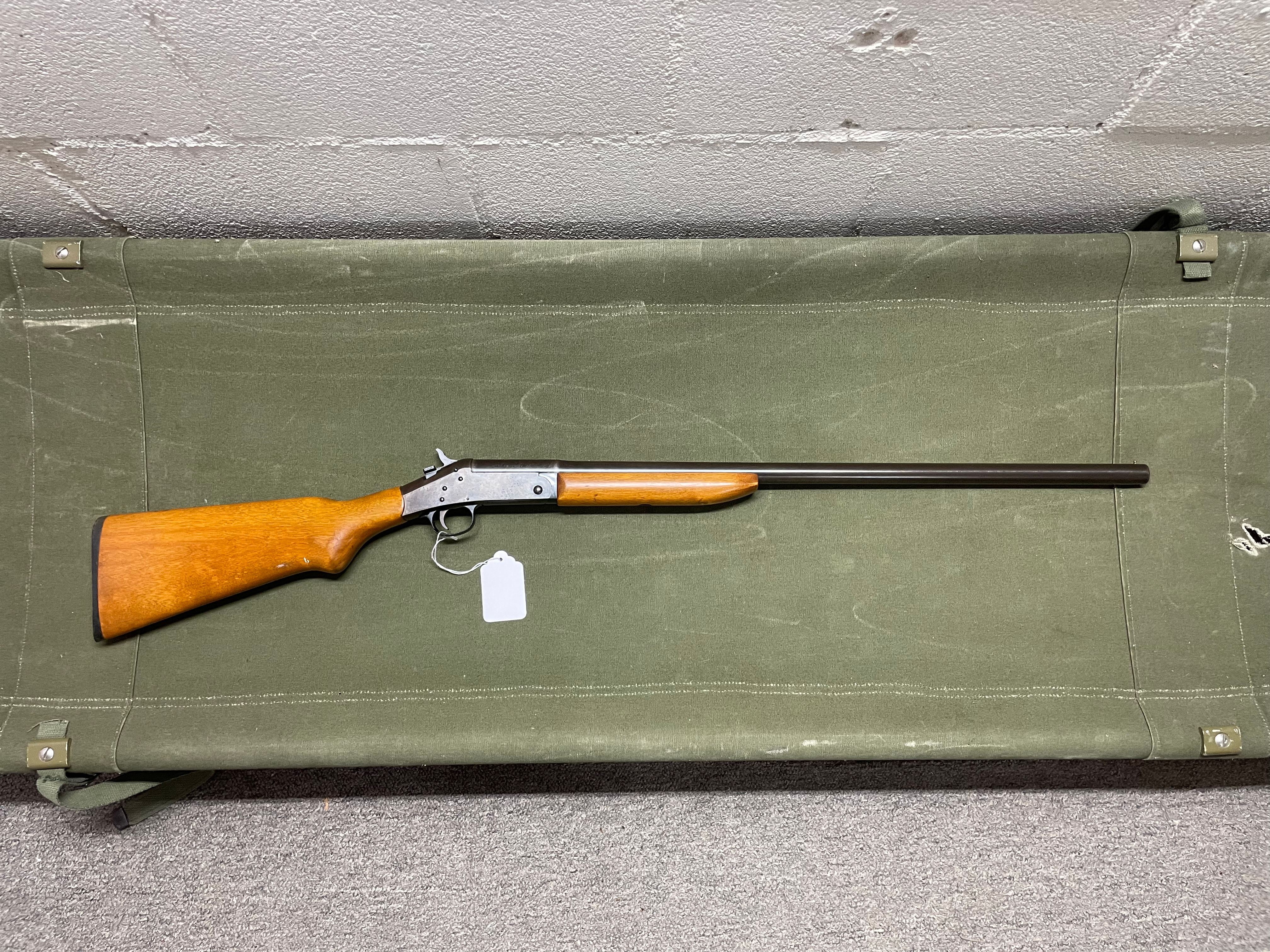 USED Harrington & Richardson Topper 88 12 GA Single-Shot Shotgun