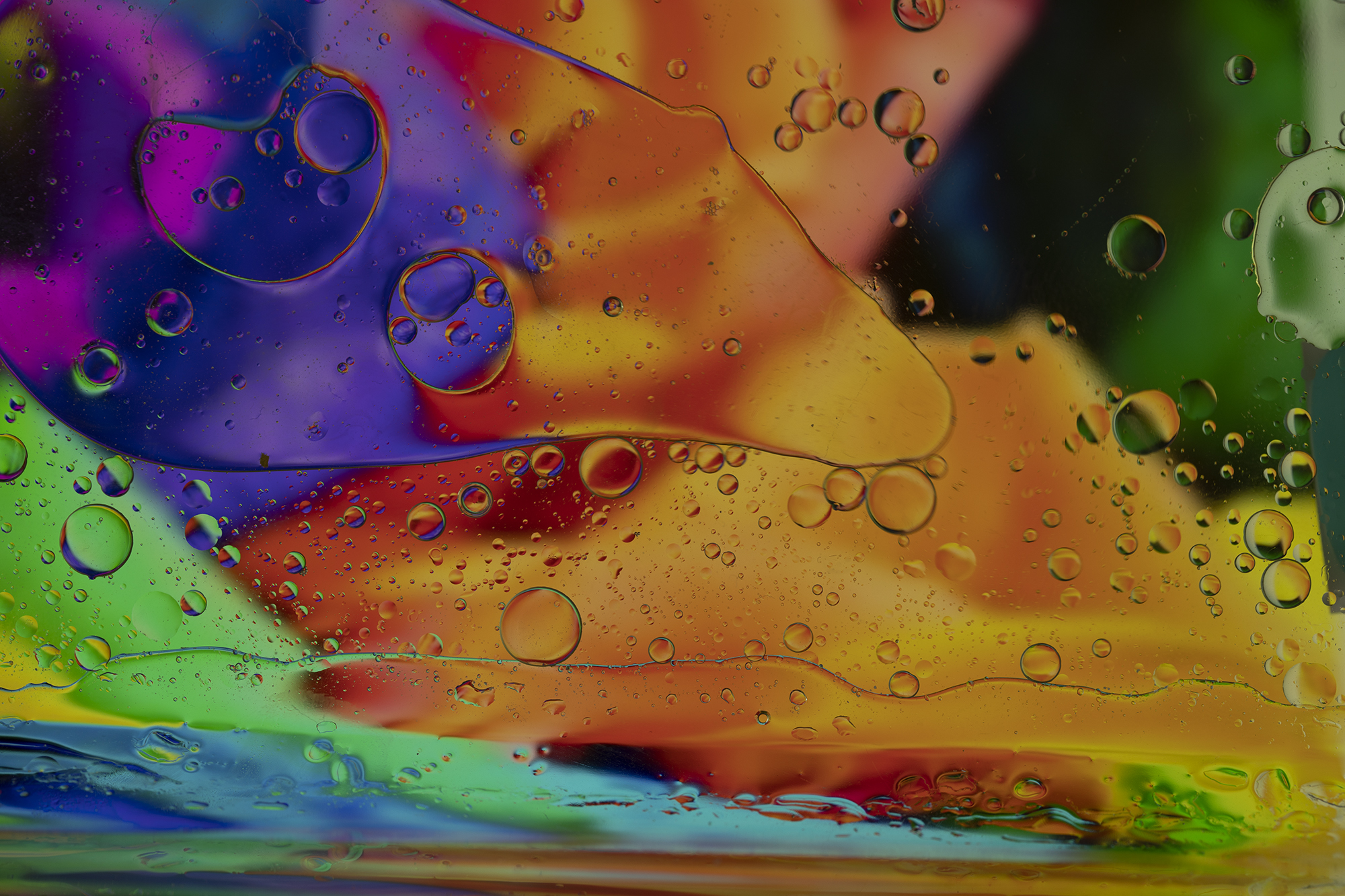 0 Oil on Water