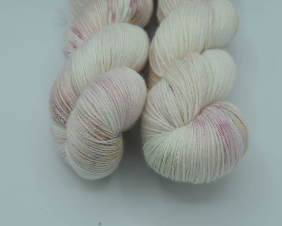Thumbnail: Voile Rose , 60% Merinos, 25% Bamboo Viskose, 15% Nylon