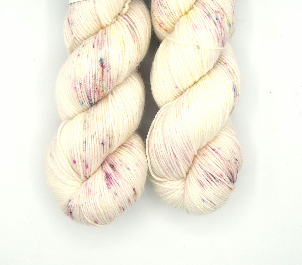 Miniaturbild: Confetti , 60% Merinos, 25% Bamboo Viskose, 15% Nylon