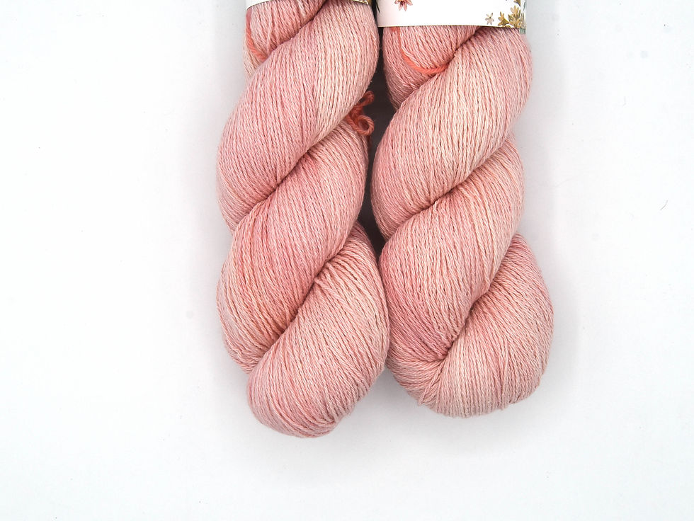 Thumbnail: Eglantine, 50% Soie Bourette, 40% Merinos, 10% Viscose