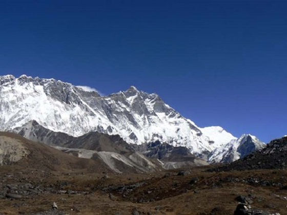 Everest-J8-03_s.jpg