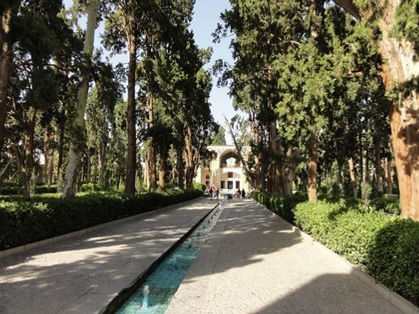 Iran_J02_01_s.jpg