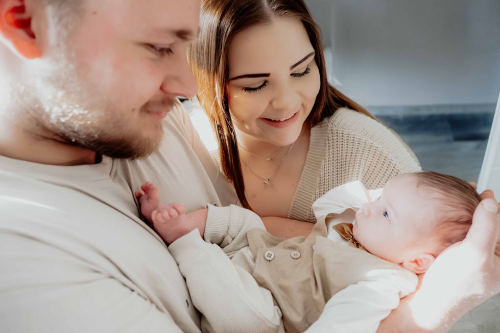 Natürlich und echt: Newbornshooting in der Region Heidelberg