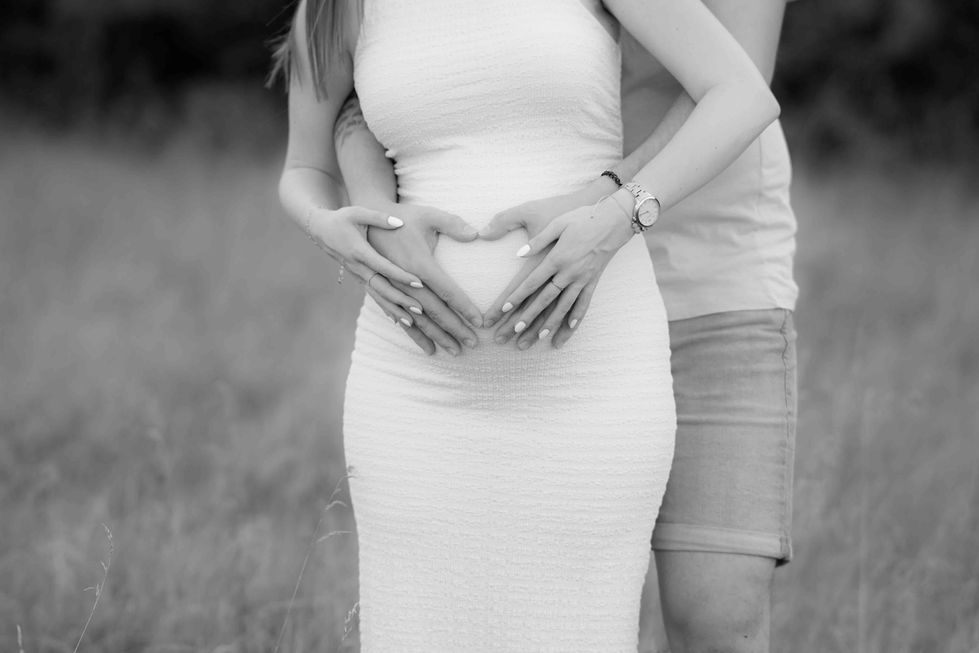 Babybauch Shooting Forst Umgebung