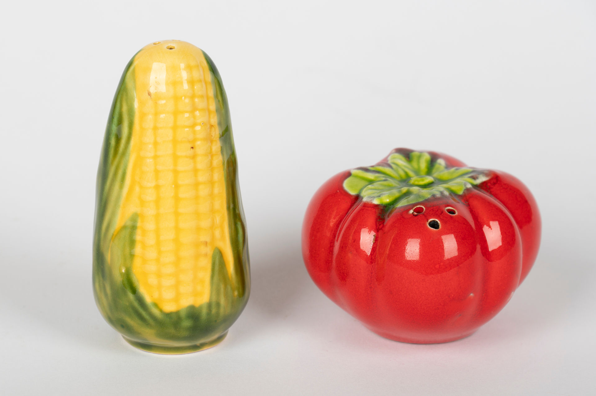 Duo de Salière et Poivrière en Céramique Vintage - Maïs et Tomate