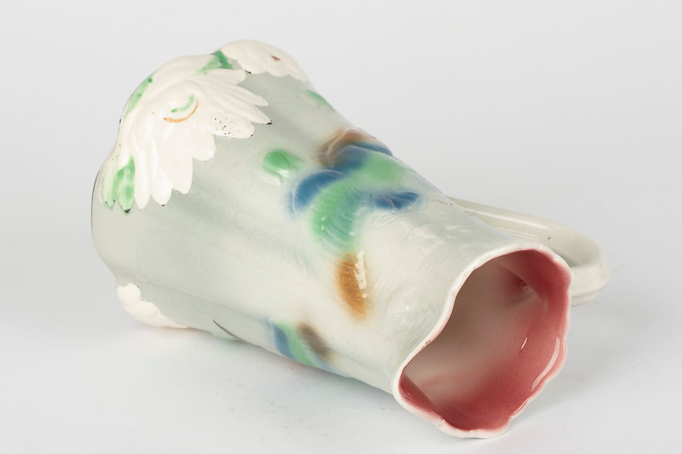 Miniature : Petit pichet Art nouveau à décor d’oiseaux et nénuphars – céramique émaillée