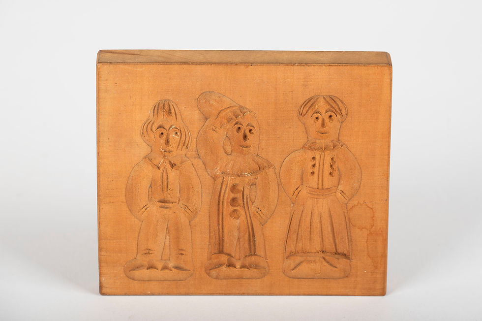 Moule à gâteau en bois sculpté