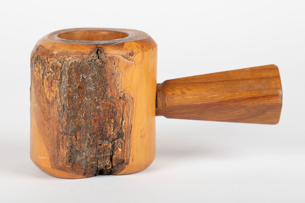 Miniature : Casse-noix en bois d’olivier brut