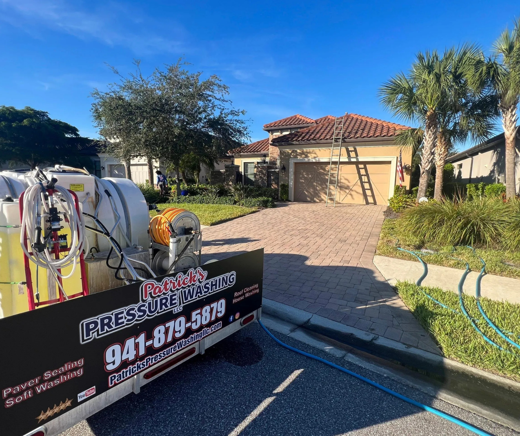 Soft washing and pressure washing services for homes in Sarasota, Florida.