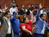 Congreso exhorta a Fiscal esclarecer la privación de la vida de regidora de San Pedro Tapanatepec