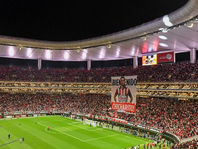 ‘Chicharito’ debuta con Chivas