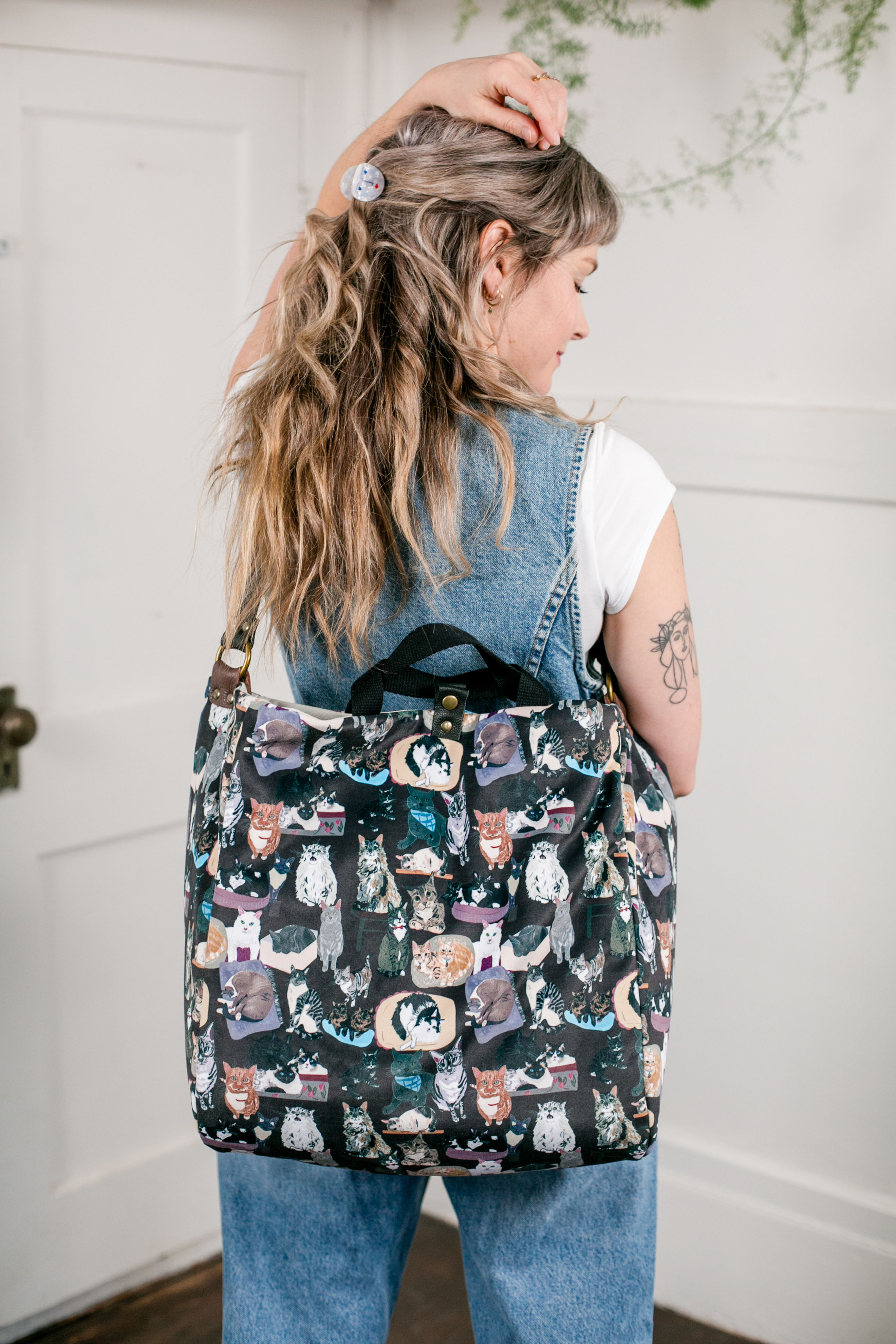 Slouchy Weekender Bag | Familiar Felines
