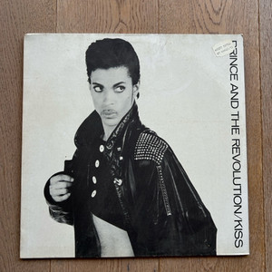 Prince / Kiss - 12" 45 RPM