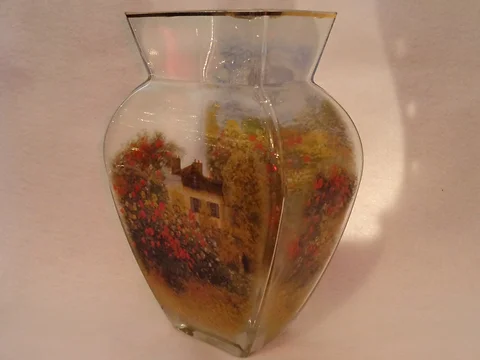 Artis Orbis Goebel 2002 Limited Edition Glass Vase Mysite