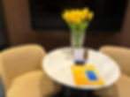 Tulips and handwritten note in your hotelroom at Umiltà 36 in Rome