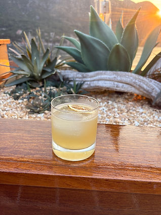 Welke luxe rederij heeft cocktails inbegrepen?