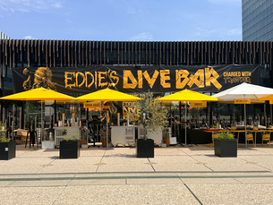 Outside view of Eddie's Dive Bar in Paris