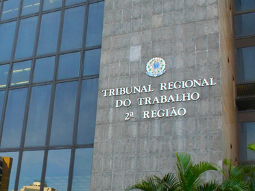 Vínculo Trabalhista e R$500.000 em danos contra Silvio Santos e SBT: TRT 2ª Região