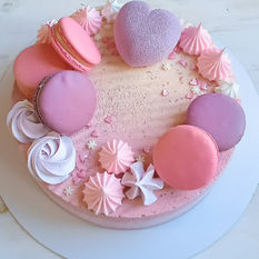 Торт с макарунами