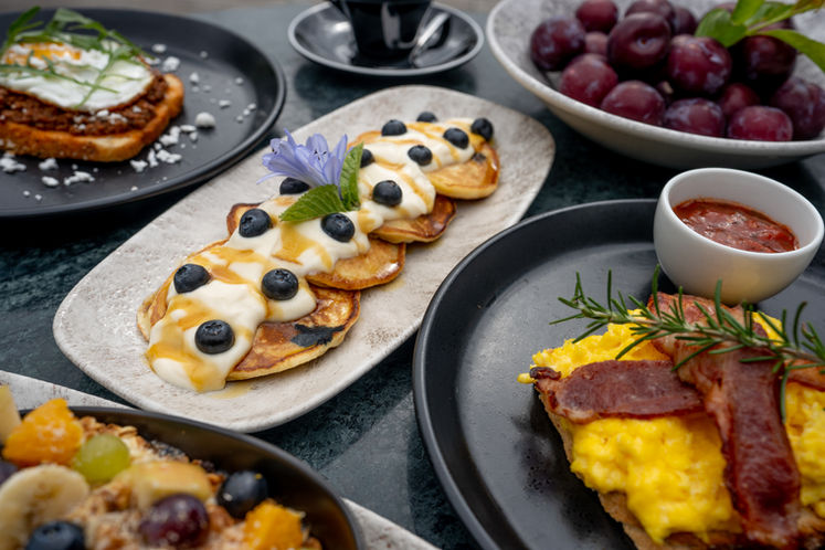 Brenaissance breakfast