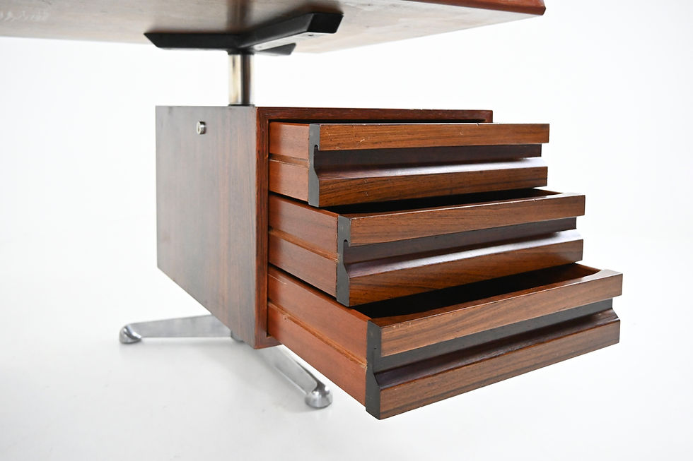 Thumbnail: Executive Desk by Osvaldo Borsani for Tecno, 1960s